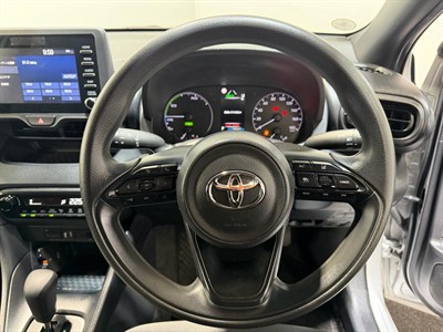 2021 Toyota Yaris - Thumbnail