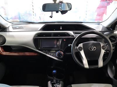 2012 Toyota Aqua - Thumbnail
