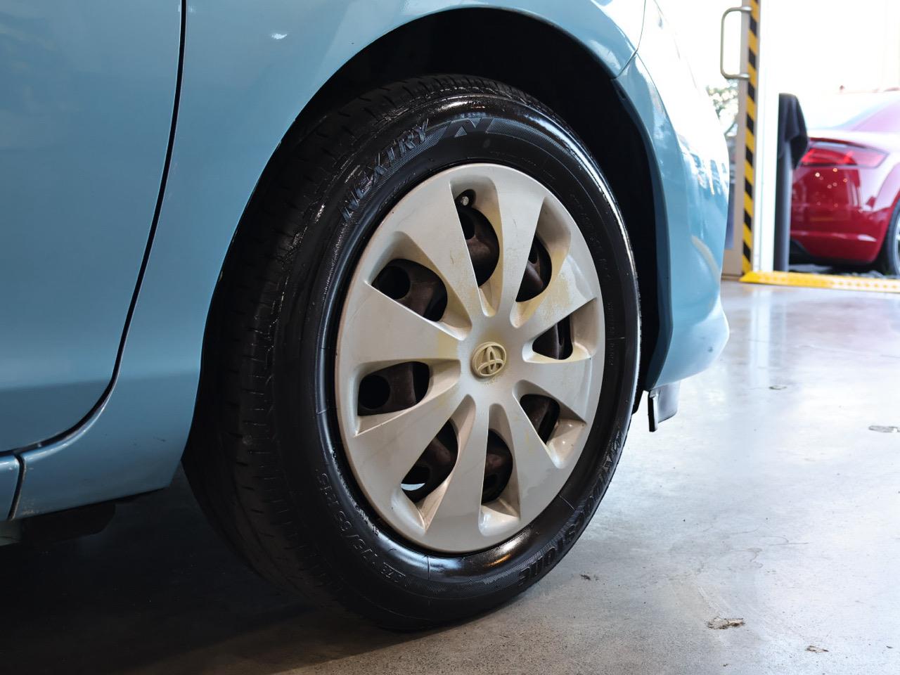 2012 Toyota Aqua