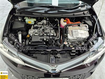 2017 Toyota Corolla - Thumbnail