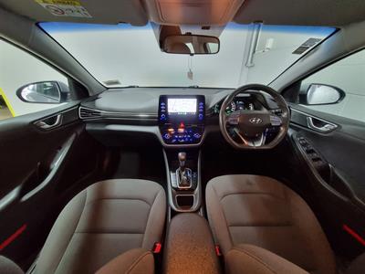 2022 Hyundai IONIQ - Thumbnail