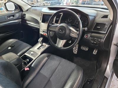 2011 Subaru Outback - Thumbnail