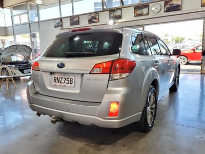 2011 Subaru Outback - Thumbnail