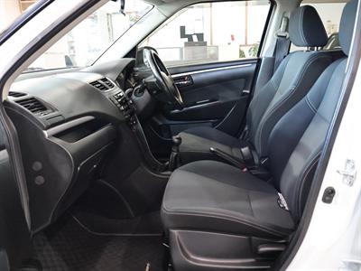 2014 Suzuki Swift - Thumbnail