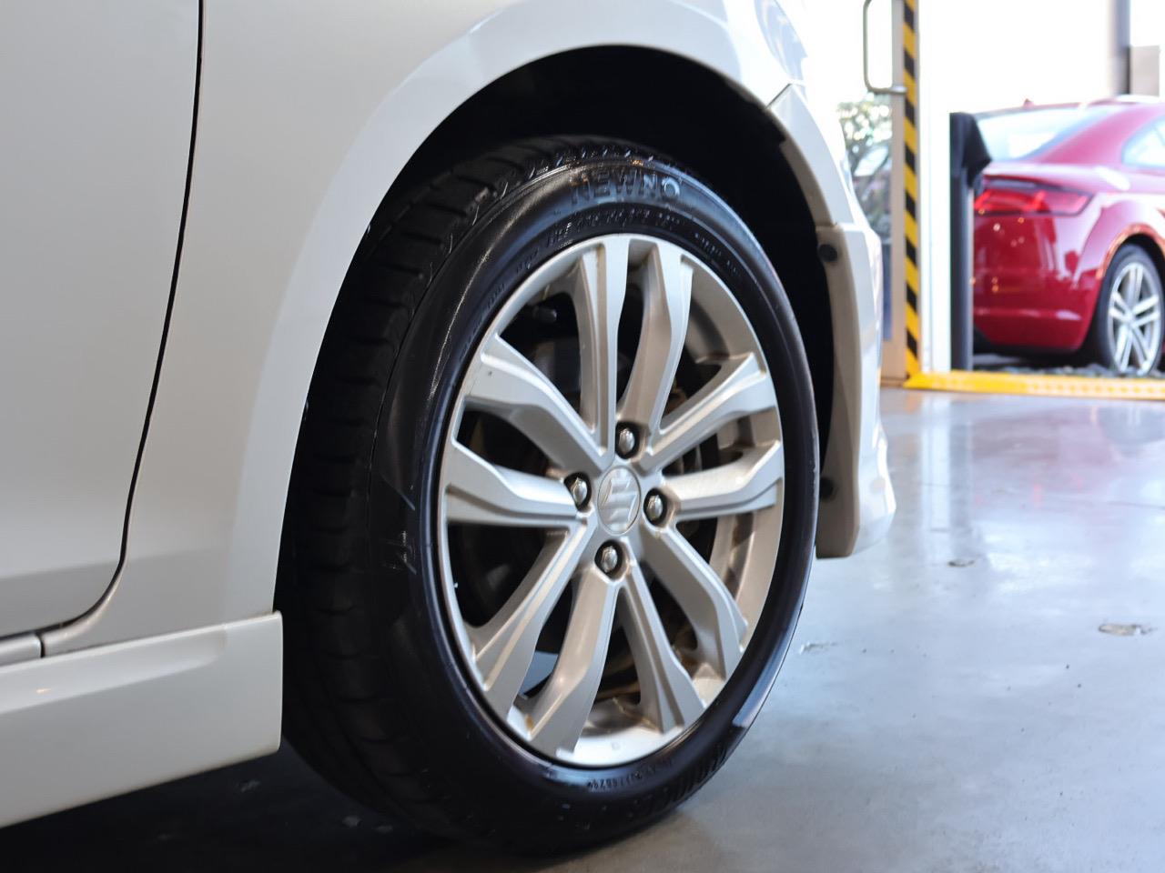 2014 Suzuki Swift