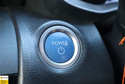 2022 Toyota Yaris - Thumbnail