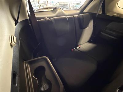 2017 Mitsubishi Outlander - Thumbnail