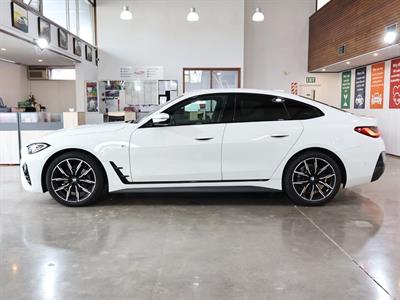 2022 BMW 420i - Thumbnail