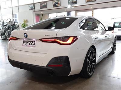 2022 BMW 420i - Thumbnail