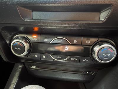 2014 Mazda Axela Sport - Thumbnail