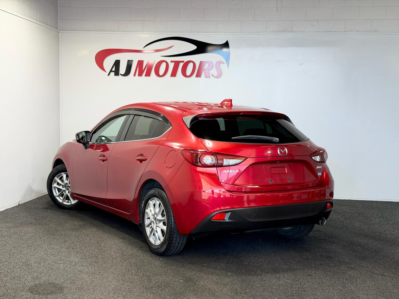 2014 Mazda Axela Sport