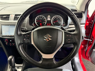 2014 Suzuki Swift - Thumbnail