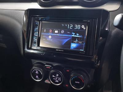 2017 Suzuki Swift - Thumbnail