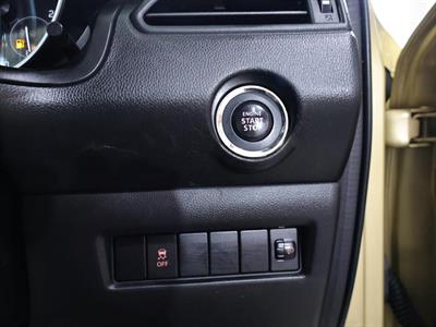 2017 Suzuki Swift - Thumbnail