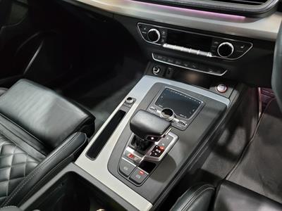 2019 Audi SQ5 - Thumbnail