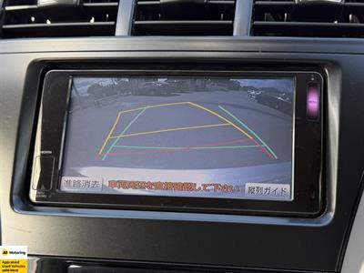 2013 Toyota Prius - Thumbnail