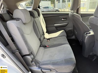 2013 Toyota Prius - Thumbnail