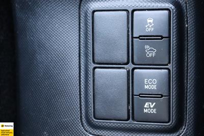 2017 Toyota Aqua - Thumbnail