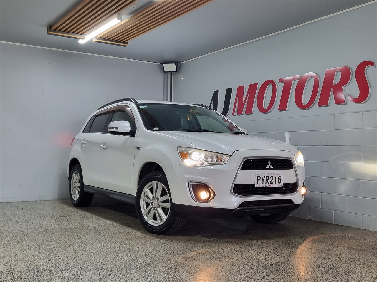 2014 Mitsubishi RVR