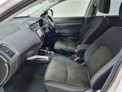 2014 Mitsubishi RVR - Thumbnail