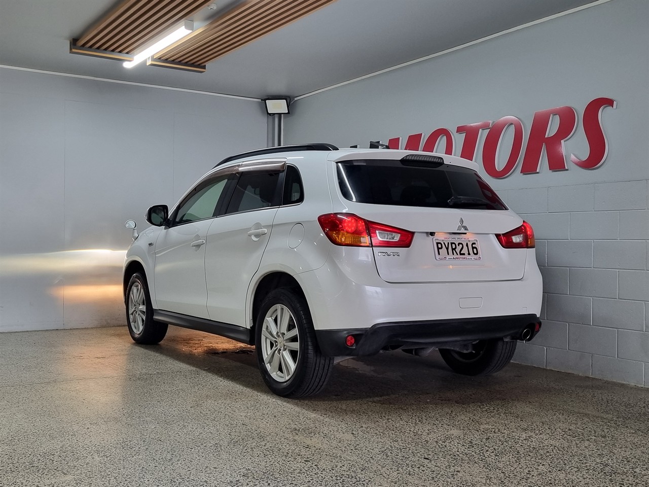 2014 Mitsubishi RVR