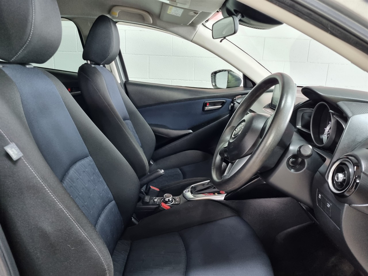 2014 Mazda Demio