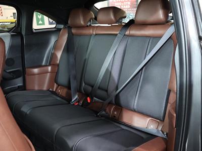 2021 Mazda MX-30 - Thumbnail