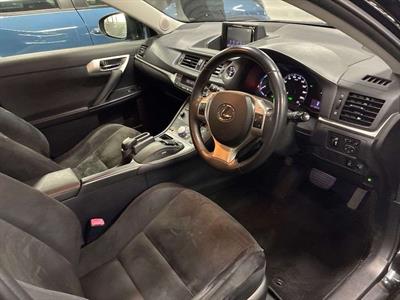 2013 Lexus CT 200h - Thumbnail