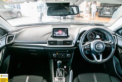 2018 Mazda Axela - Thumbnail