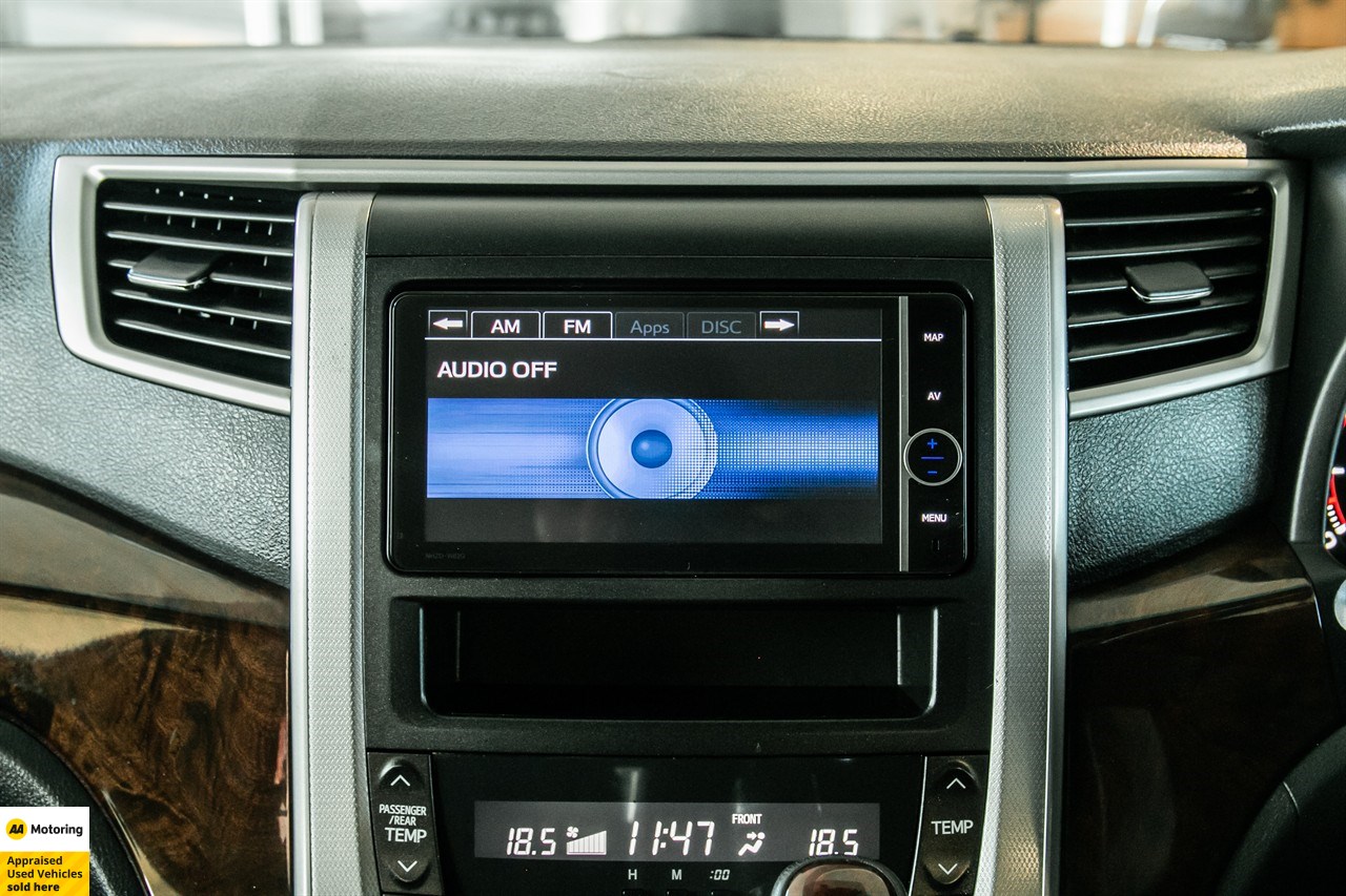 2013 Toyota Vellfire