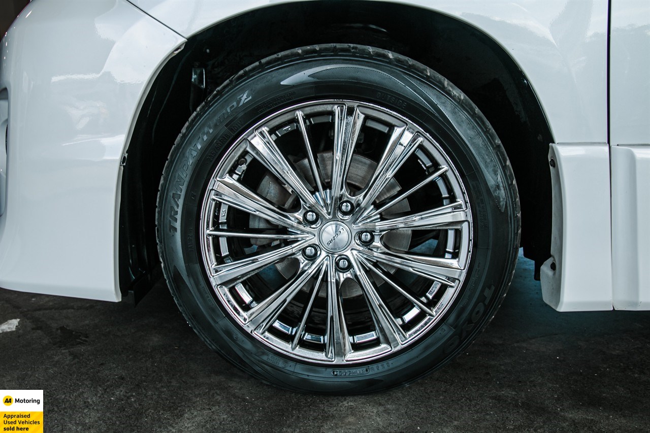 2013 Toyota Vellfire