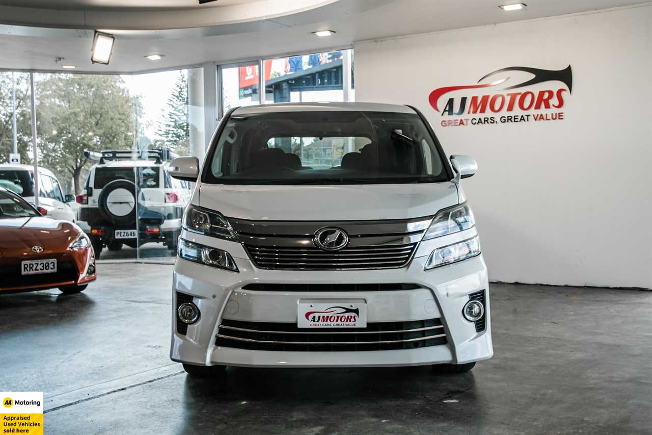 2013 Toyota Vellfire