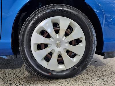 2012 Toyota Aqua - Thumbnail