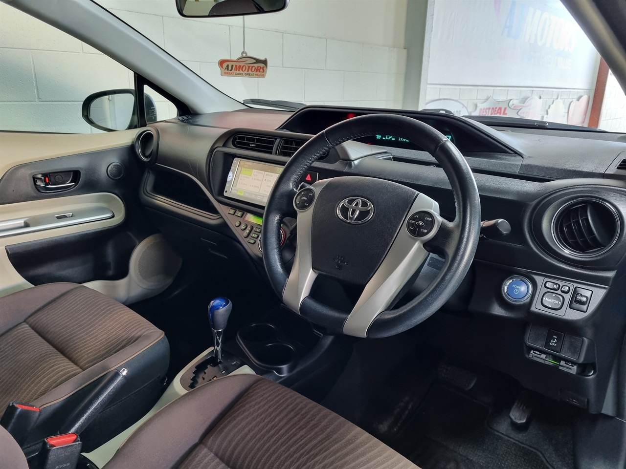 2012 Toyota Aqua