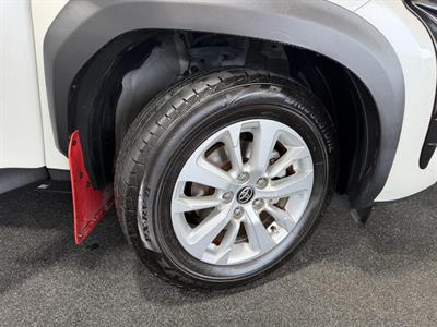 2021 Toyota YARIS CROSS - Thumbnail