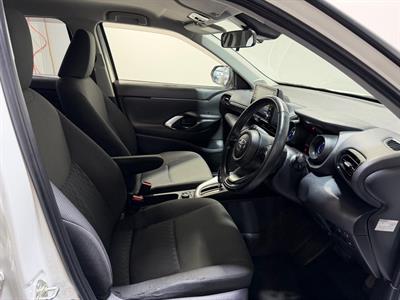 2021 Toyota YARIS CROSS - Thumbnail