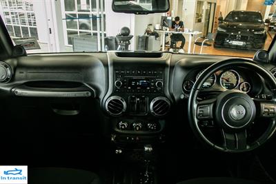 2016 Jeep Wrangler - Thumbnail