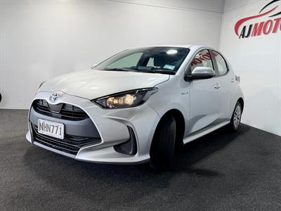 2021 Toyota Yaris - Thumbnail