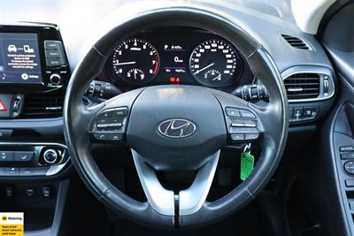 2021 Hyundai i30 - Thumbnail