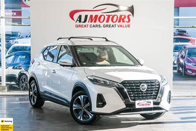 2021 Nissan KICKS 5D - Thumbnail