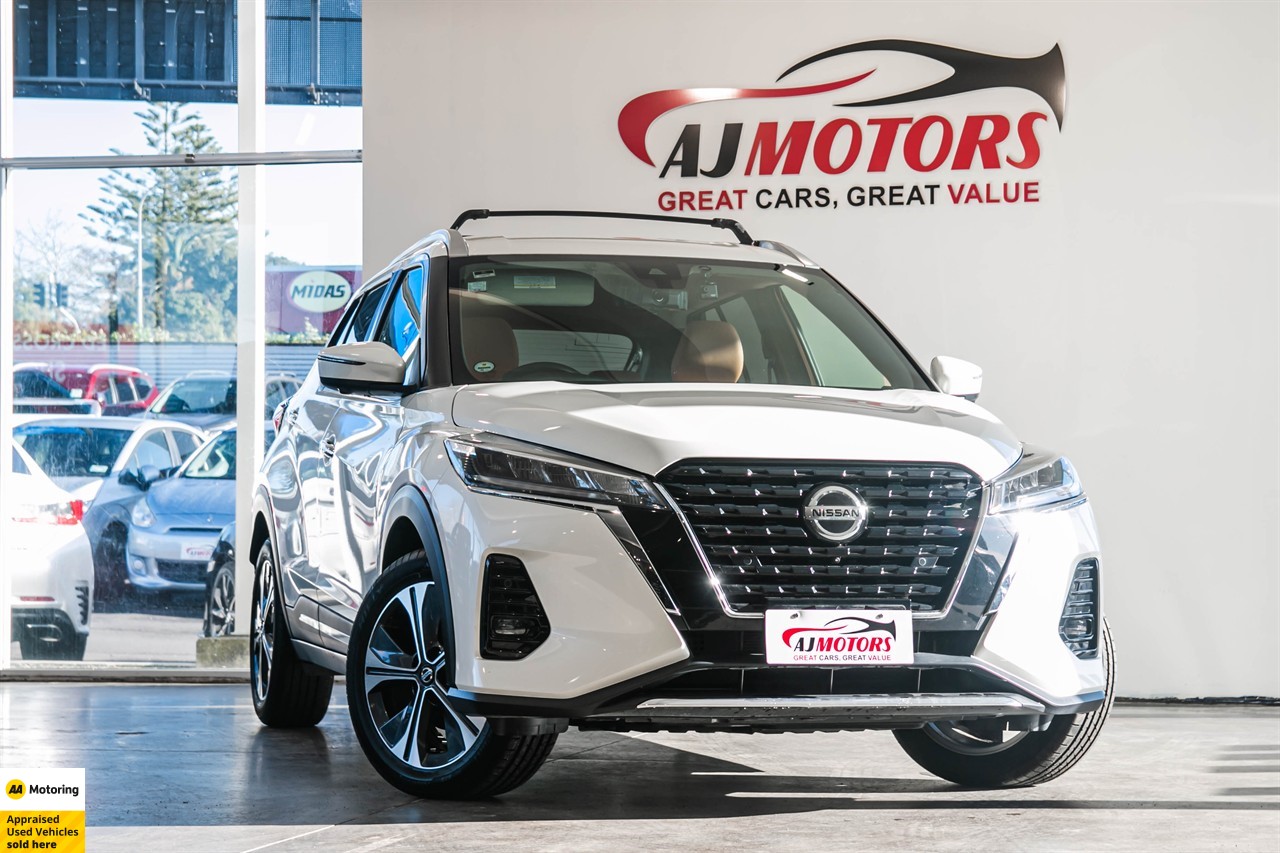 2021 Nissan KICKS 5D