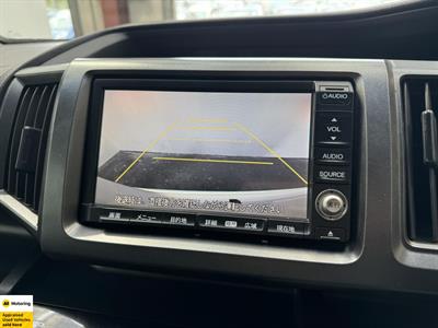 2012 Honda Step Wagon - Thumbnail