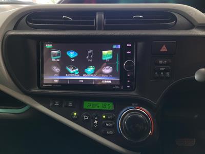 2012 Toyota Aqua - Thumbnail