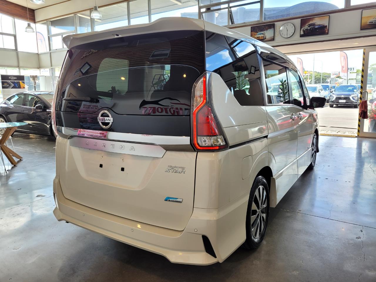 2016 Nissan Serena