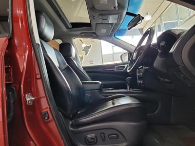 2020 Nissan Pathfinder - Thumbnail