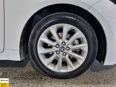 2020 Toyota Corolla - Thumbnail