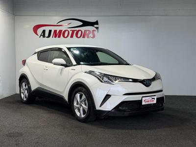 2017 Toyota C-HR - Thumbnail