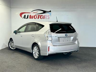 2013 Toyota Prius - Thumbnail