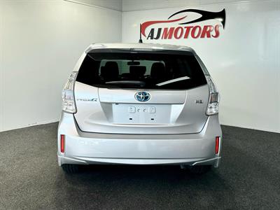 2013 Toyota Prius - Thumbnail