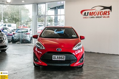 2017 Toyota Aqua - Thumbnail